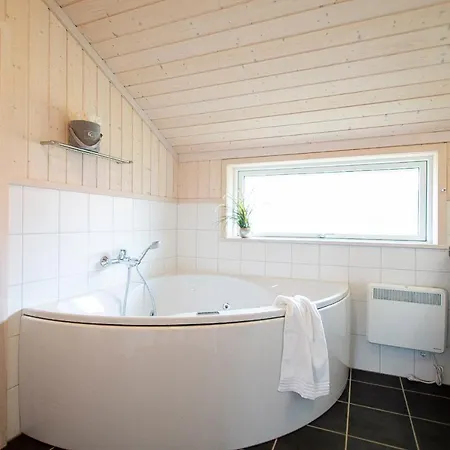 2 House B 13 * Großenbrode